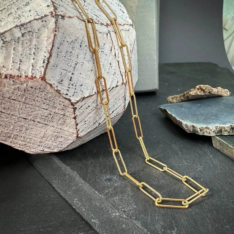 Gold-Filled Large Paperclip Alternating Twist Chain Footage